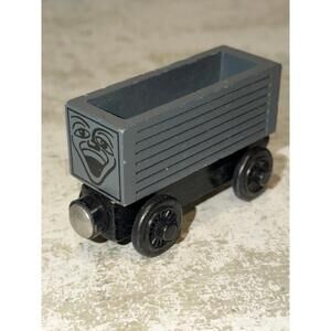 TROUBLESOME TRUCK (2000) FLAT MAGNETS Thomas Wooden Train RARE HTF